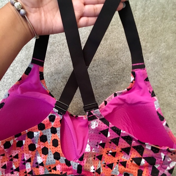 Victoria’s Secret Racerback Sport Bra - Picture 3 of 5